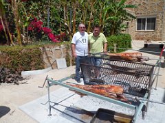 UN MECHOUI AVEC LES AMIS PN D ANDALOUSIE 9 05 2013 A MOJACA (59)